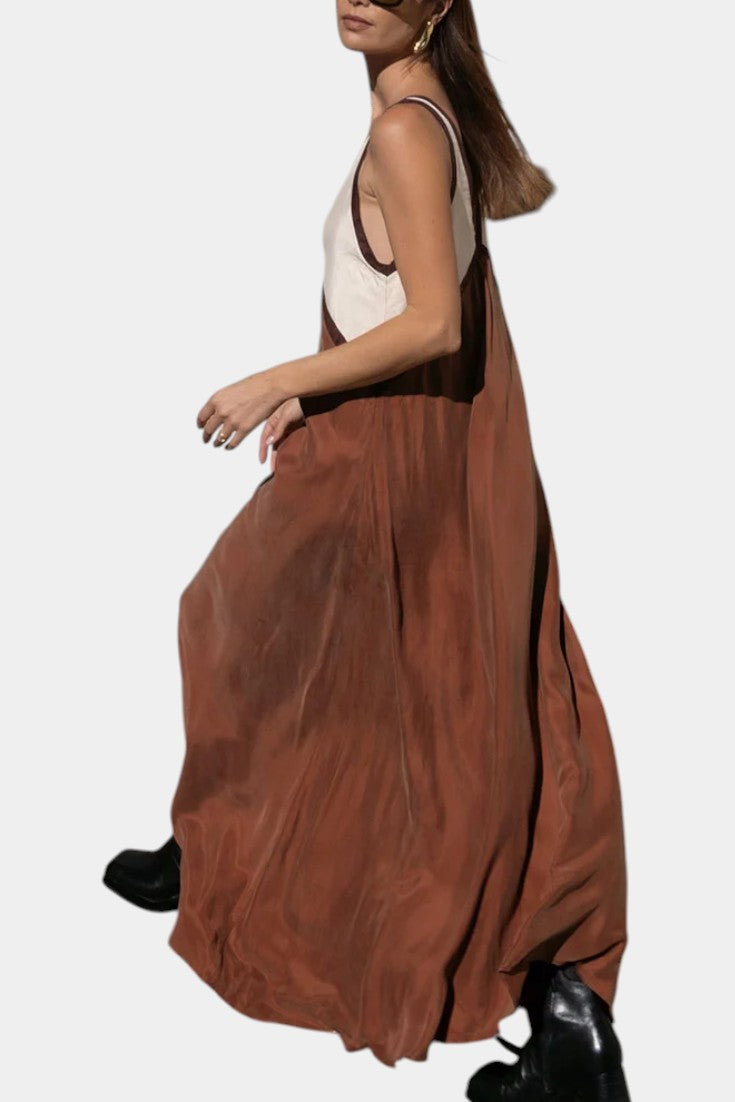 Diamond Lightweight V-Neck Maxi Dress