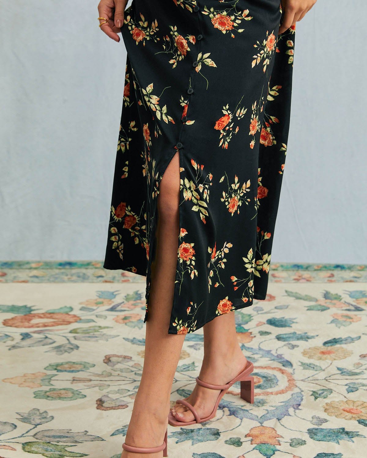 Alexia | V Neck Floral Short Sleeve Maxi Dress - Lora Toronto
