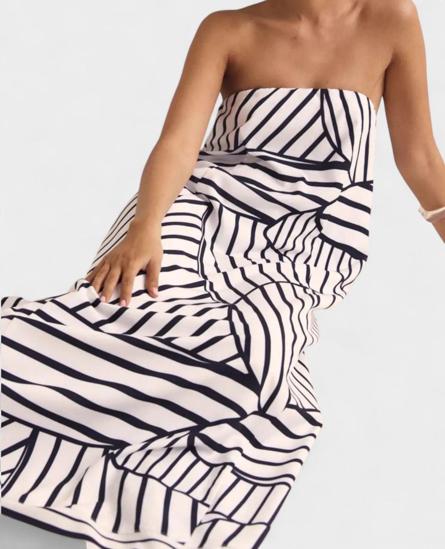 Aria | Geometric Off - Shoulder Maxi Dress - Lora Toronto