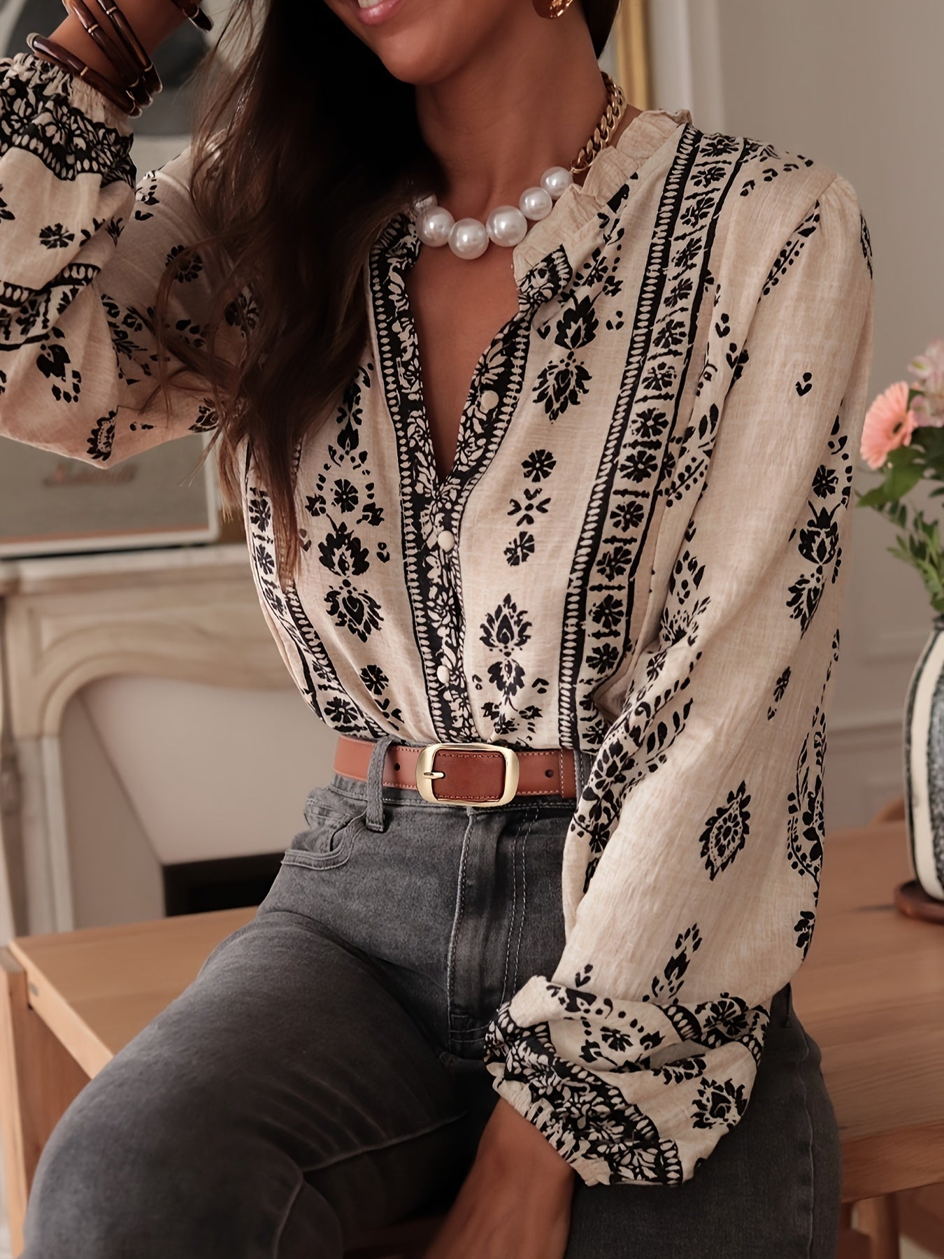 Chic Lantern Sleeve Blouse Top - Lora Toronto