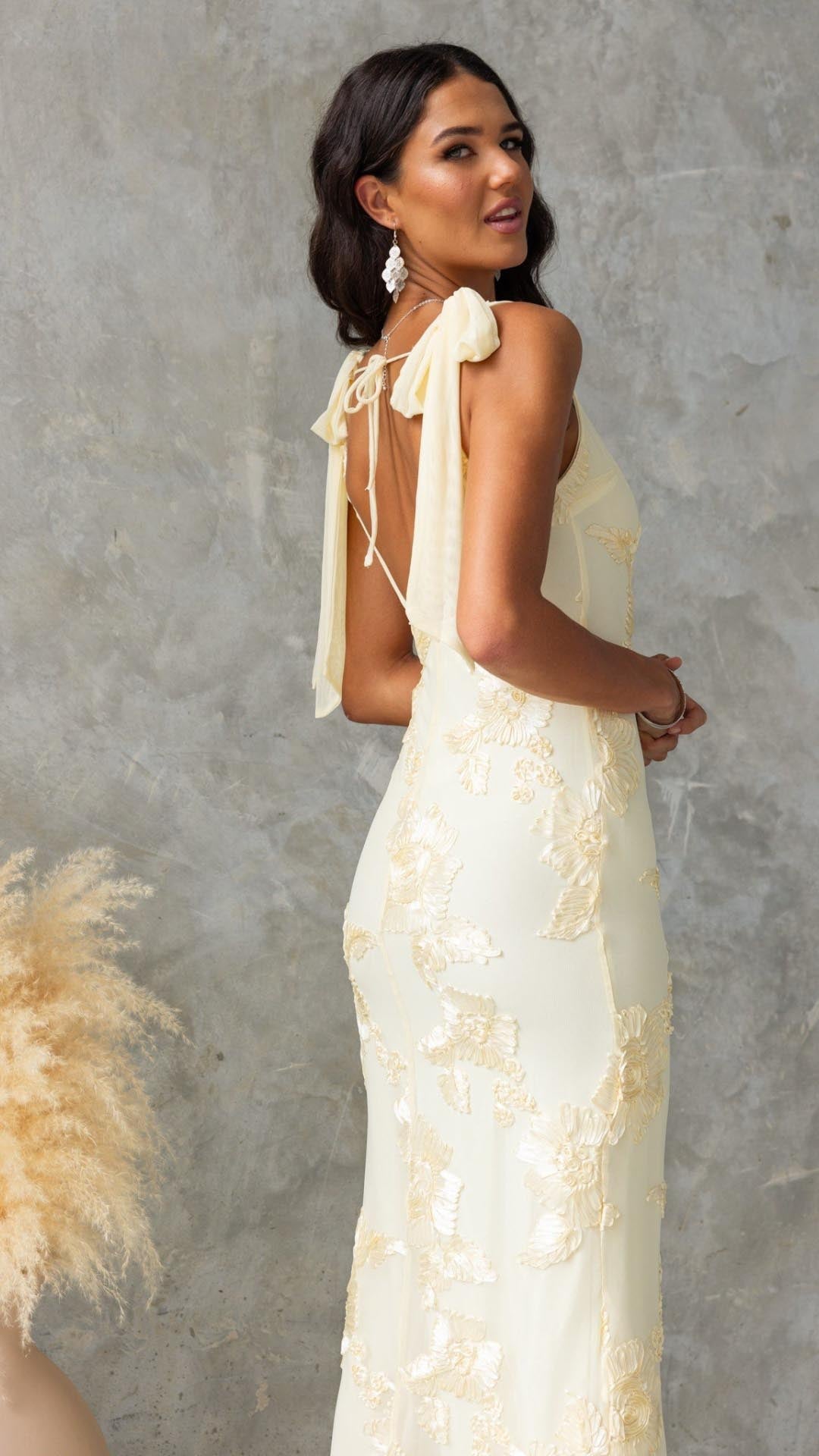Lily | Embroidered Floral Mesh Maxi Dress - Lora Toronto