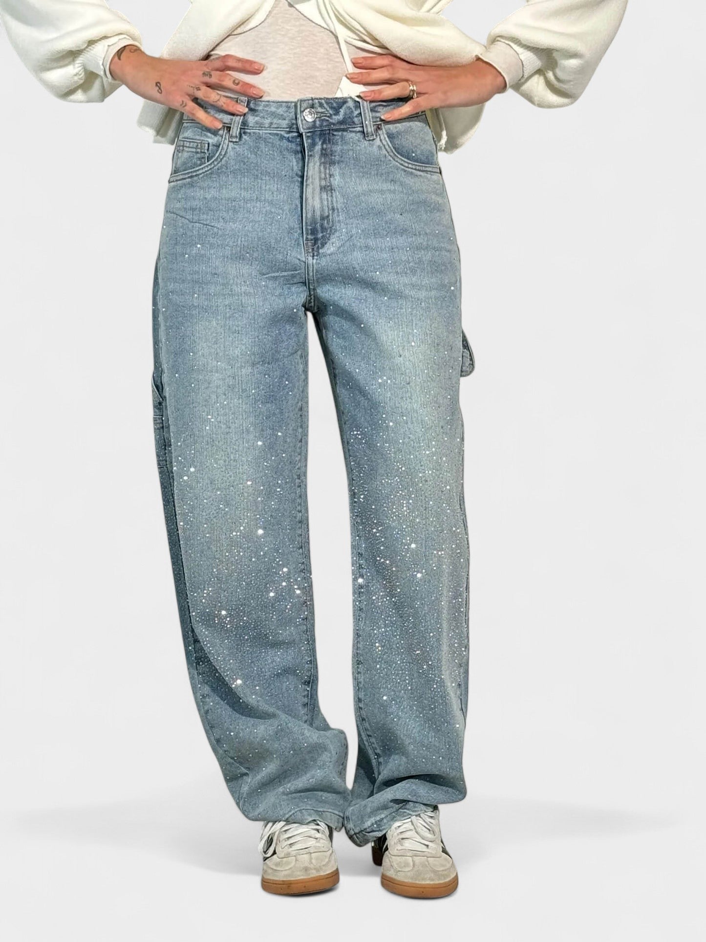 Sia | Diamond - Embellished Balloon Jeans - Lora Toronto