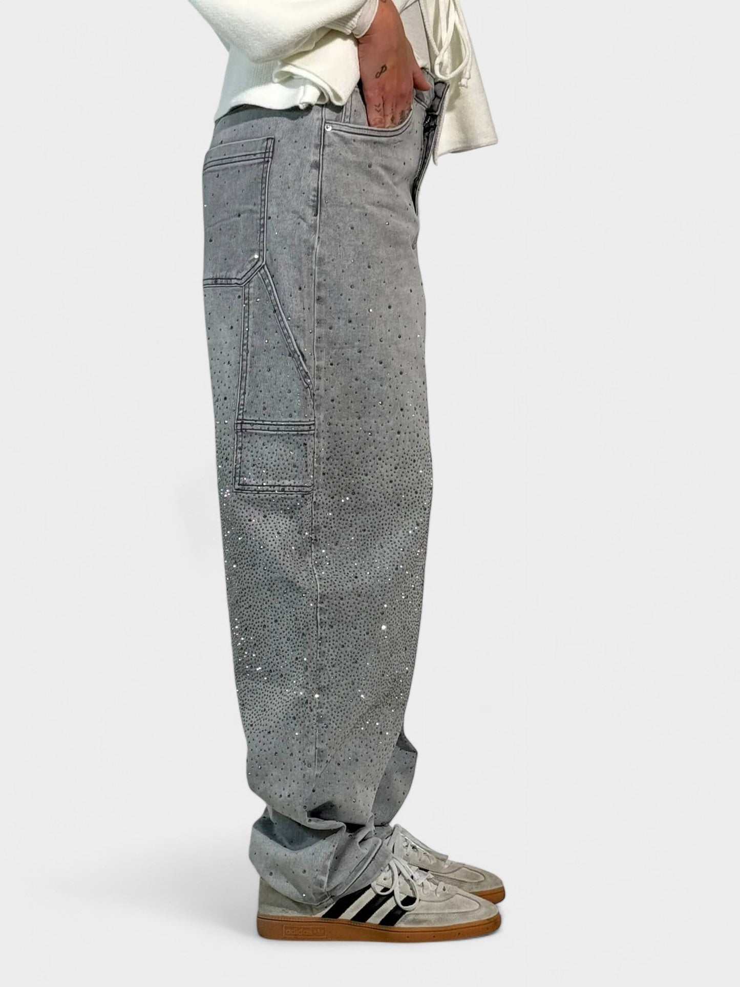 Sia | Diamond - Embellished Balloon Jeans - Lora Toronto