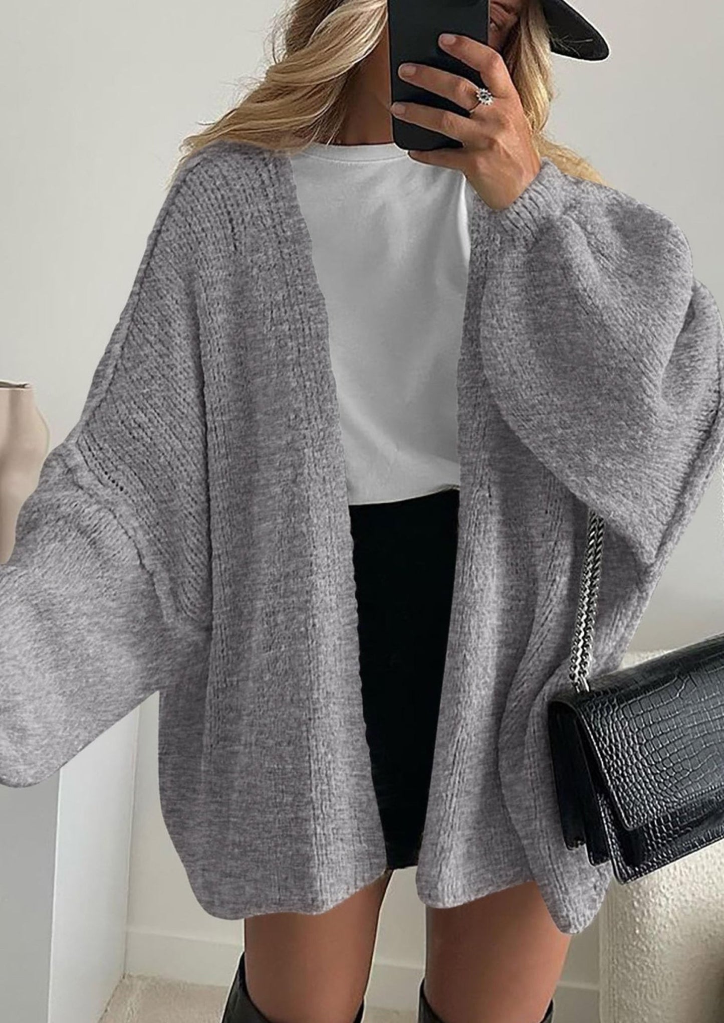 Aria | Oversized Knit Cardigan Sweater - Lora Toronto