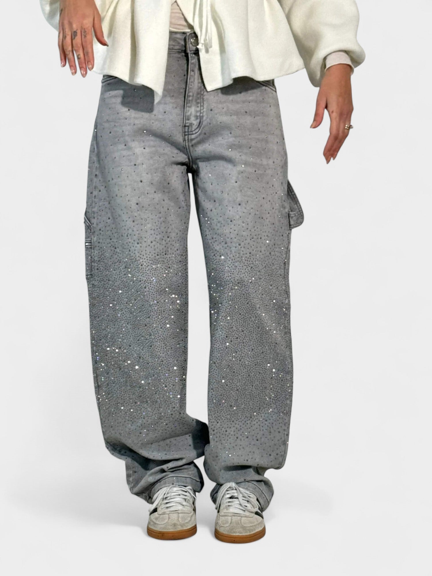 Sia | Diamond - Embellished Balloon Jeans - Lora Toronto